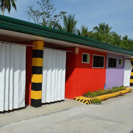 Rainbow Romanz Garden Inn Tagum Exterior photo